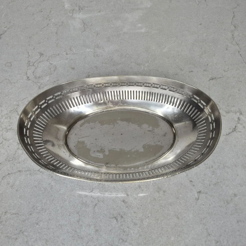 Vintage Gorham Co 0484 Silver Soldered The Lexington  Bread Basket Tray‎